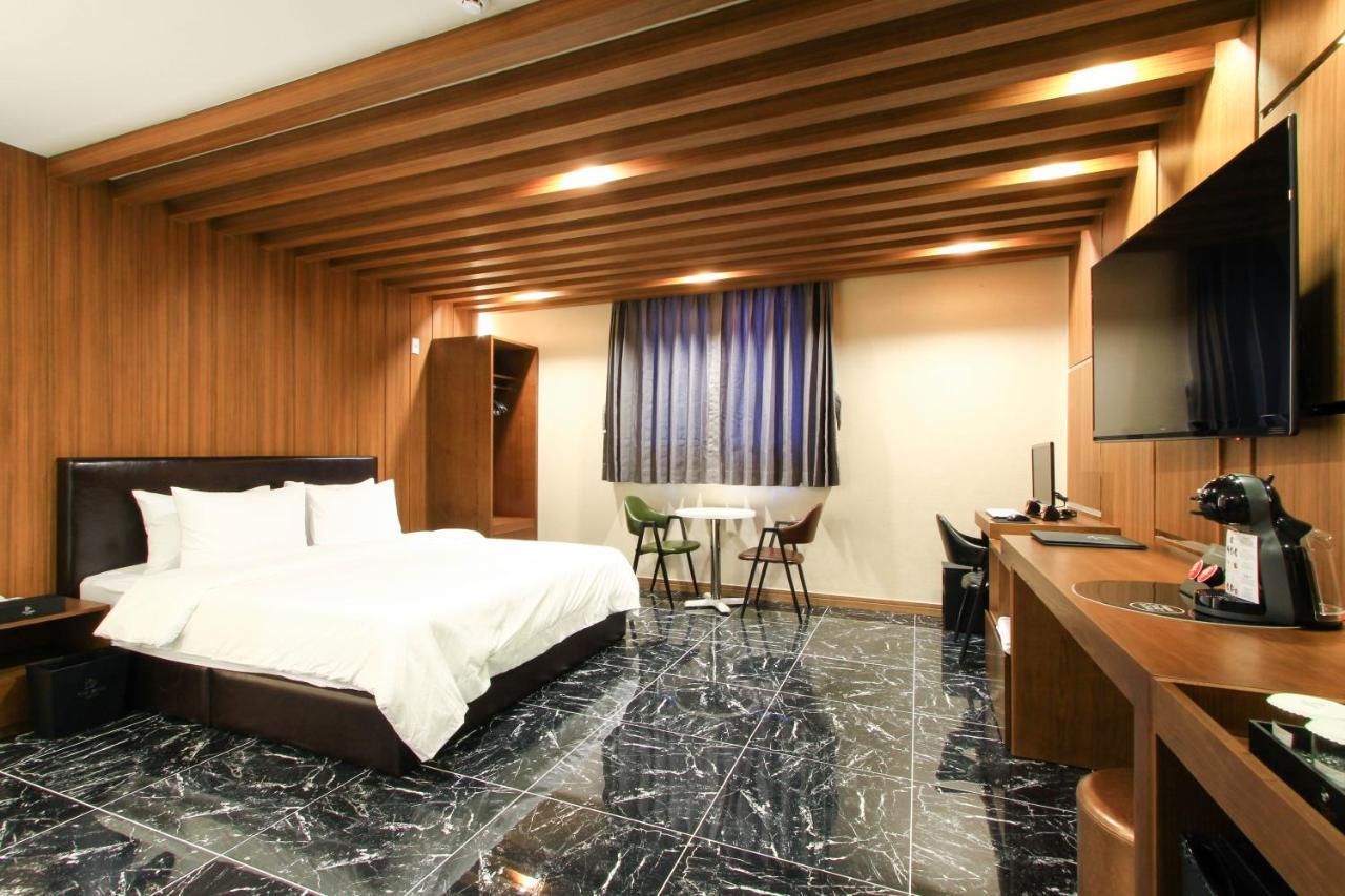 The King Hotel Pusan Exteriér fotografie