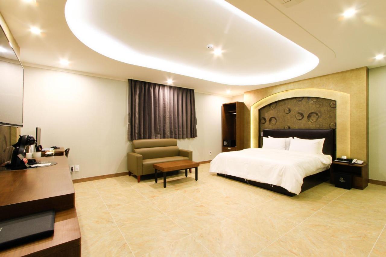 The King Hotel Pusan Exteriér fotografie